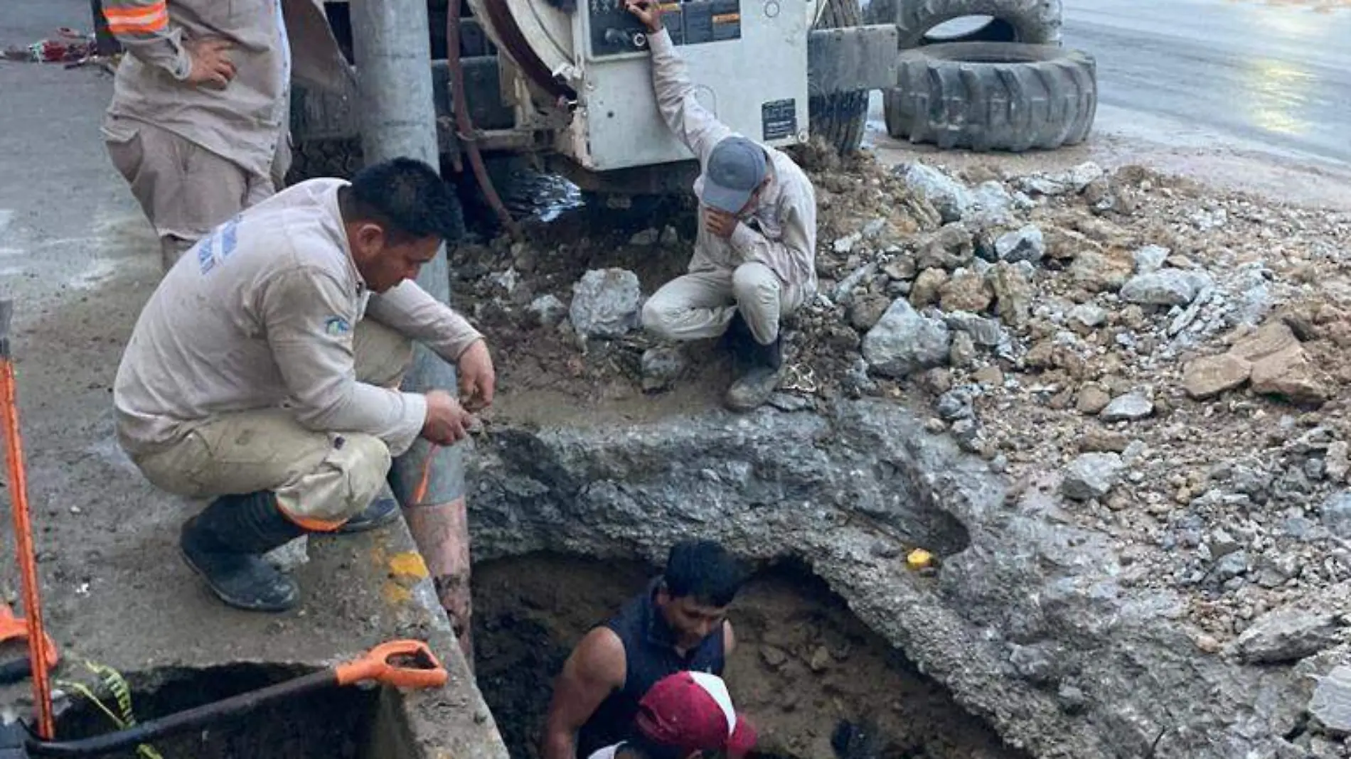 La fuga de agua en la zona norte de Tampico genera desperdicio del vital líquido en la zona norte de Tampico